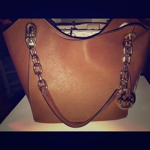 AUTHETIC MK Purse